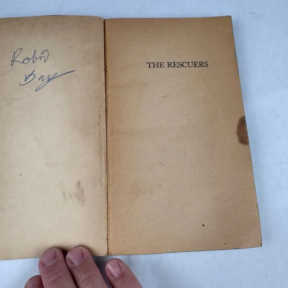 The Rescuers Paperback Book Vintage 1977 Margery Sharp Dell Yearling